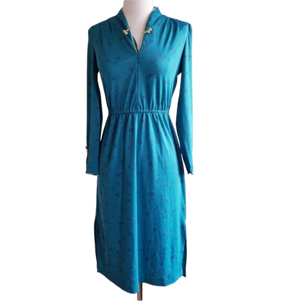 1970s‎ Unlabeled Turquoise Floral Poly Dress